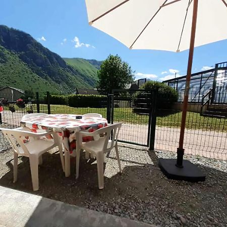 Escapade Montagne En Famille, Appartement Cosy Avec Piscine Couverte Bielle Buitenkant foto